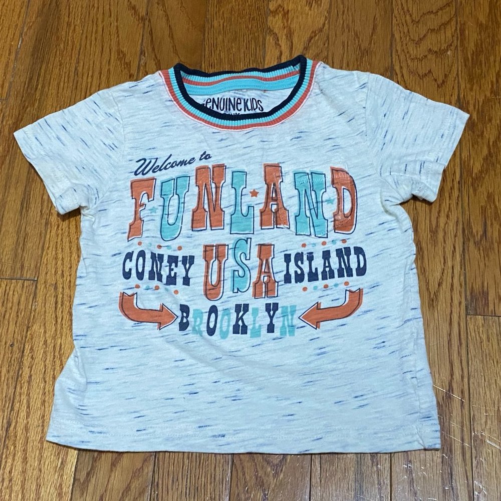 OshKosh Genuine Kid's T-Shirts Size 18 Months (PRE-LOVED)